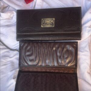 Coach Dark Brown Leather Continental Wallet with Logo Plaque please read descrip